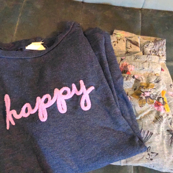 Pajama Set - Picture 1 of 4